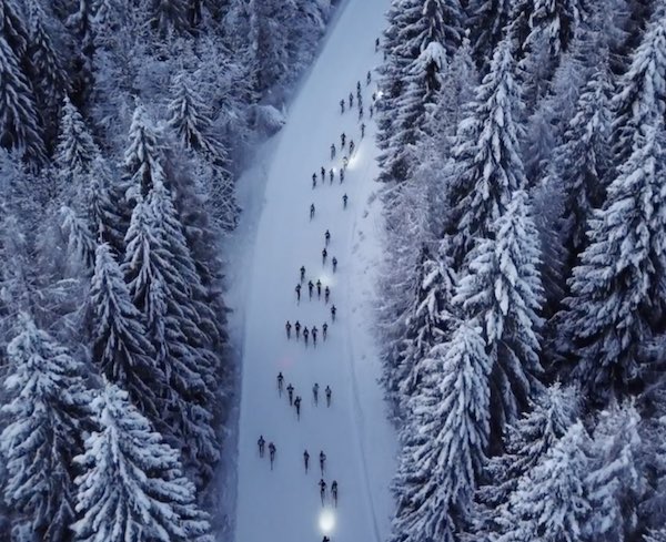 RISALITA PISTE VARMOST CON SCI DA ALPINISMO